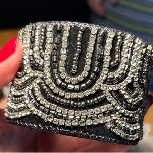 040)Vintage Glamorous Black Cuff with Silver Beads